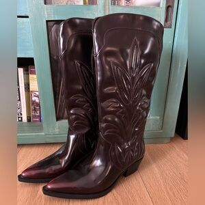 Zara Embroidered Cowboy Boots (Size 10)